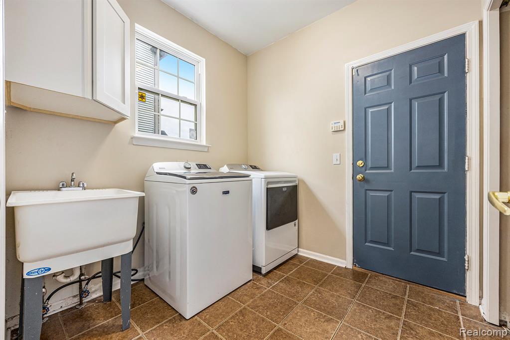 49620 Dunhill Drive, Macomb, MI 48044 — Photo 30