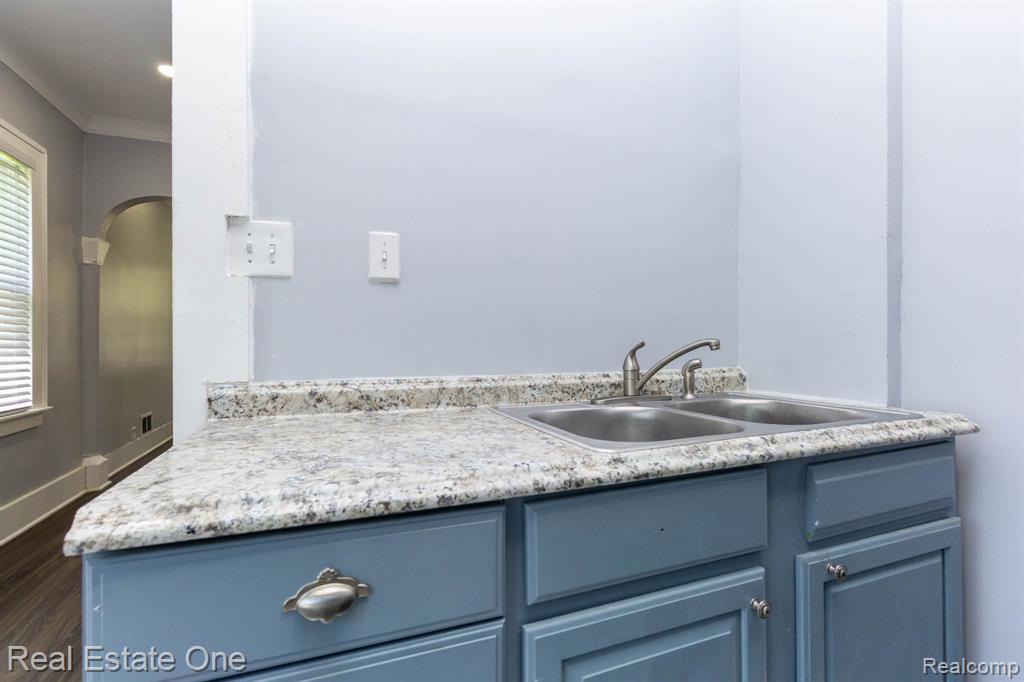 17172 Waltham Street, Detroit, MI 48205 — Photo 13