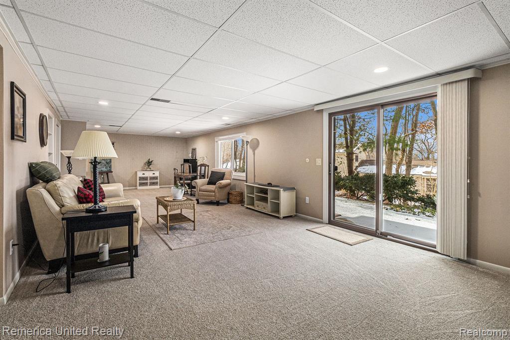 422 FOREST Drive, Brighton, MI 48116 — Photo 15