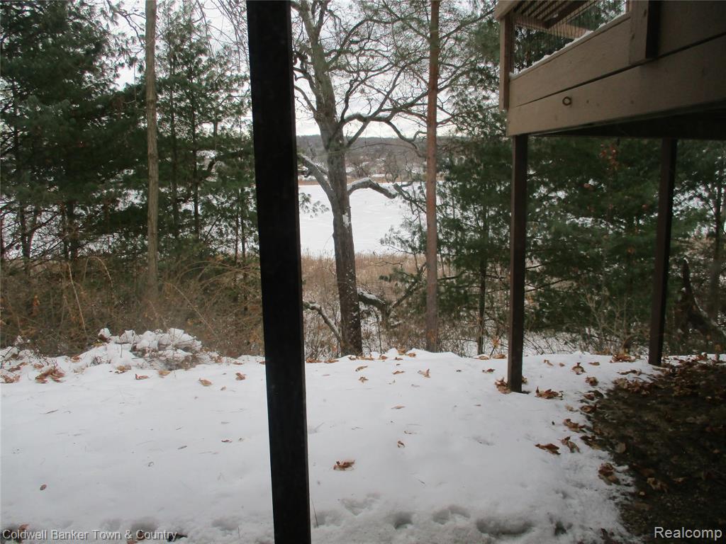 9102 Lake Crest Drive, Whitmore Lake, MI 48189 — Photo 45
