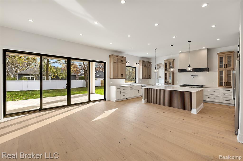 4240 Tonawanda Avenue, Royal Oak, MI 48073 — Photo 24