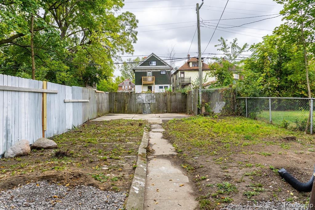 3927 SAINT CLAIR Street, Detroit, MI 48214 — Photo 53