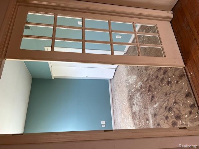 905 S Franklin Avenue, Flint, MI 48503 — Photo 2