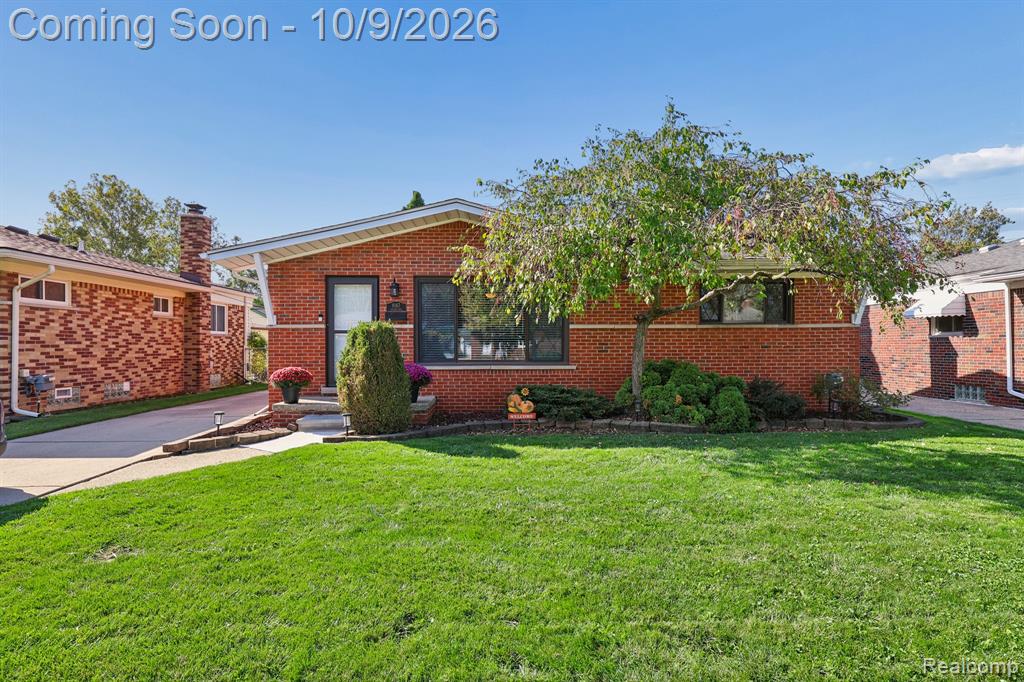 8167 August Avenue, Westland, MI