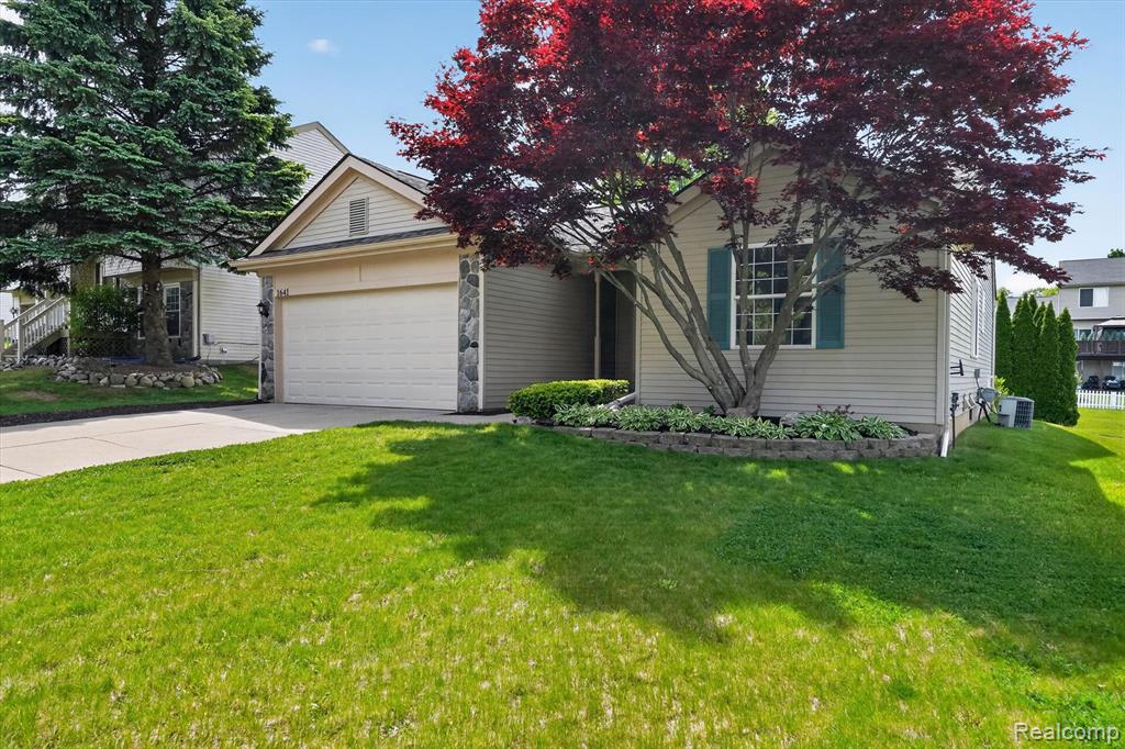 1641 Chelsea Circle, Howell, MI 48843 — Photo 3