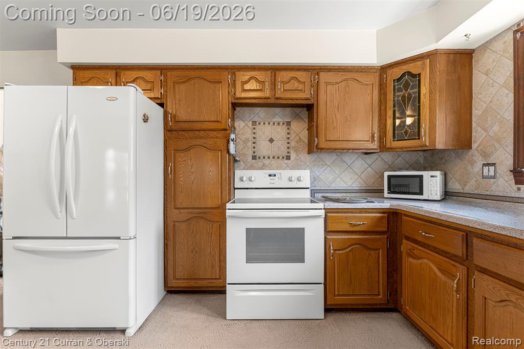 23312 E Fairway Drive, Trenton, MI 48183 — Photo 13