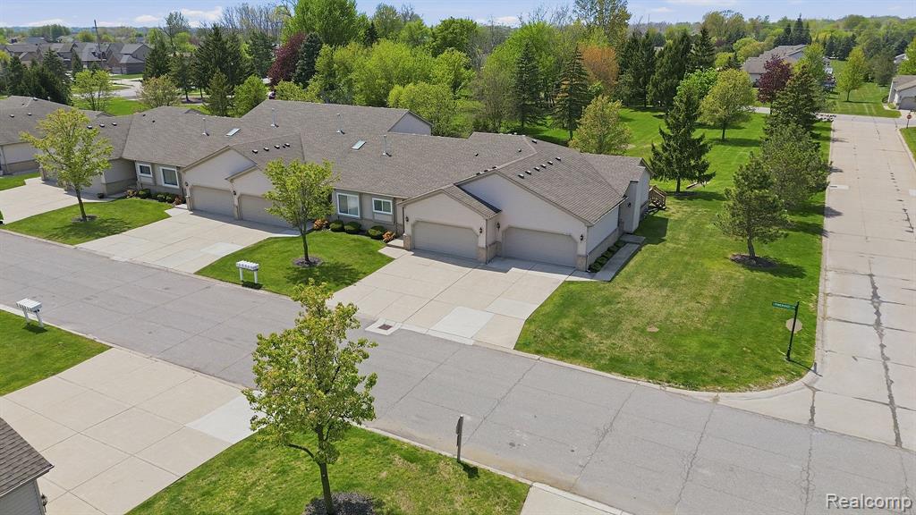 53199 Pineridge Drive, New Baltimore, MI — Photo 26
