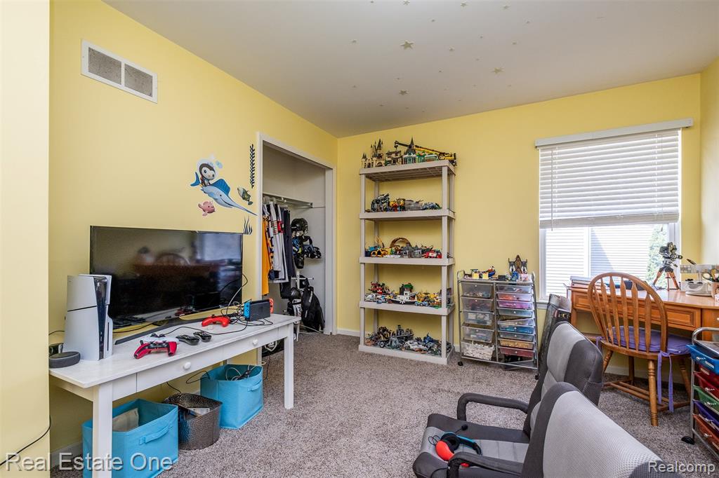 5716 Lancaster Lane, Commerce Twp, MI 48382 — Photo 46