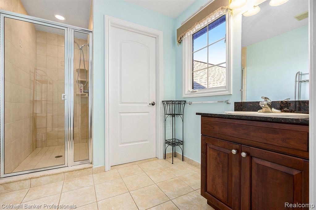 2434 PEBBLE BEACH Drive, Oakland, MI — Photo 20