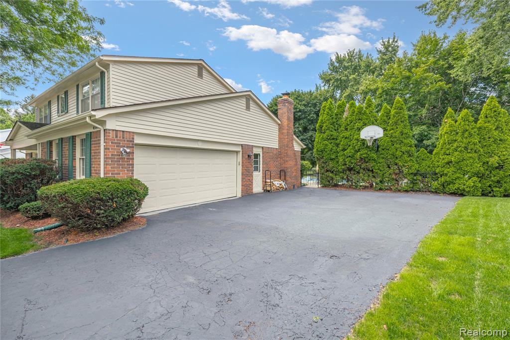 41846 Sutters Lane, Northville, MI 48168 — Photo 41