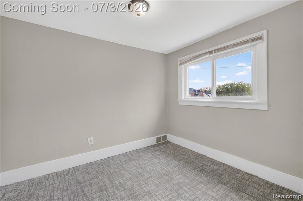 6881 Brace Street, Detroit, MI 48228 — Photo 26