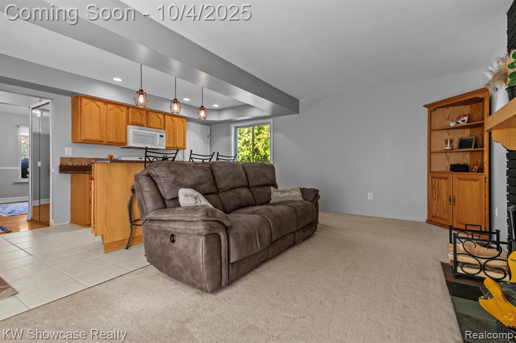 8644 Independence Drive, Sterling Heights, MI 48313 — Photo 13