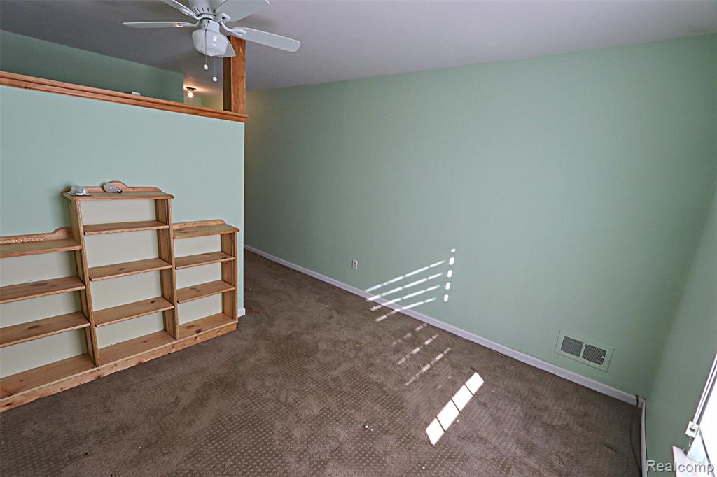 27654 E Echo Valley E Street, 232, Farmington Hills, MI 48334 — Photo 17