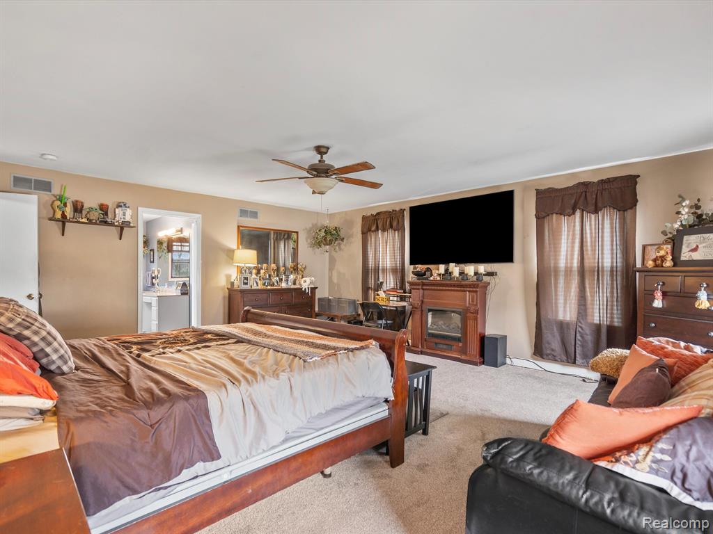 4872 LORE Drive, Waterford, MI 48329 — Photo 24