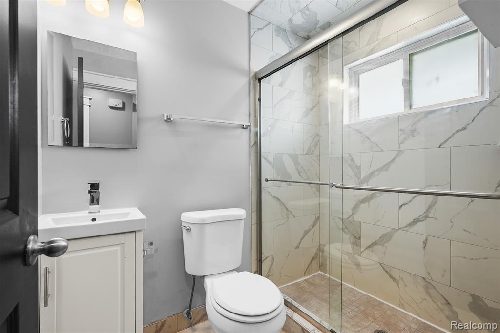 4403 Crooks Road, Royal Oak, MI 48073 — Photo 10