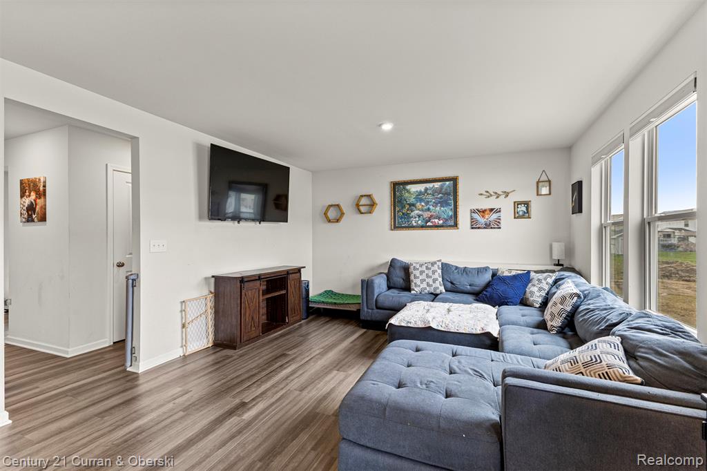 9053 Sandstone Drive, Newport, MI 48166 — Photo 5