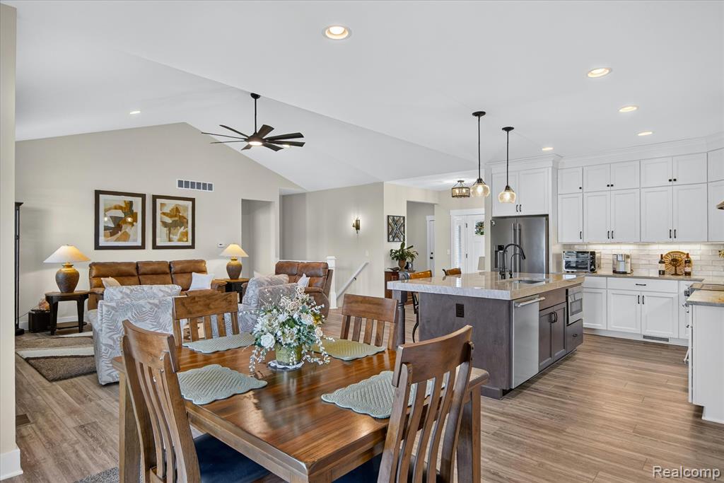 1212 Candlelight Court, Brighton, MI 48114 — Photo 18