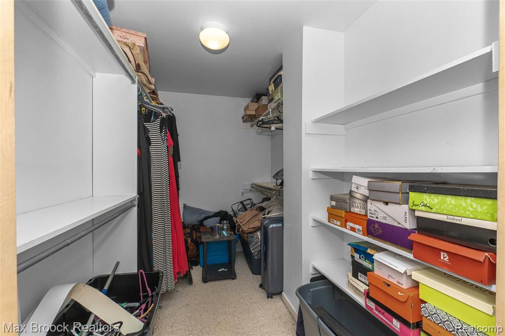 5199 Shenandoah Court, West Bloomfield, MI 48323 — Photo 52