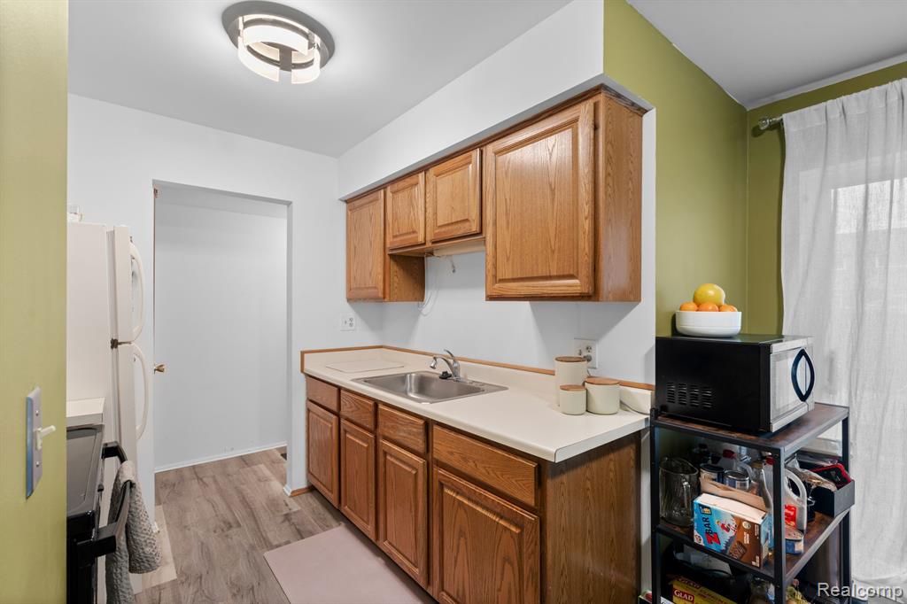 8209 Farnum, Warren, MI 48093 — Photo 15