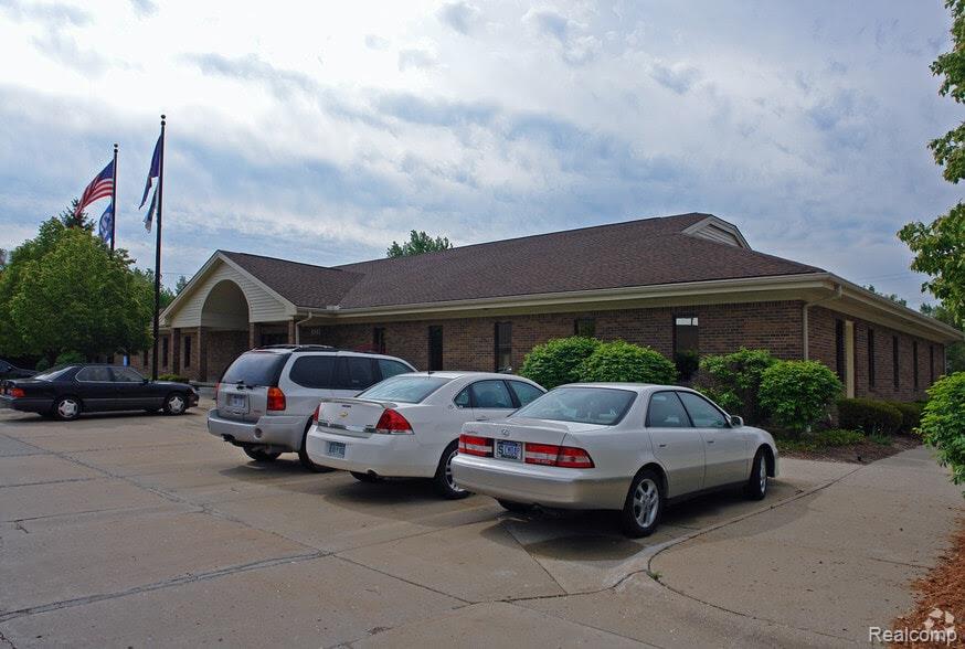 939 E Fulton Street, Grand Rapids, MI, 49503