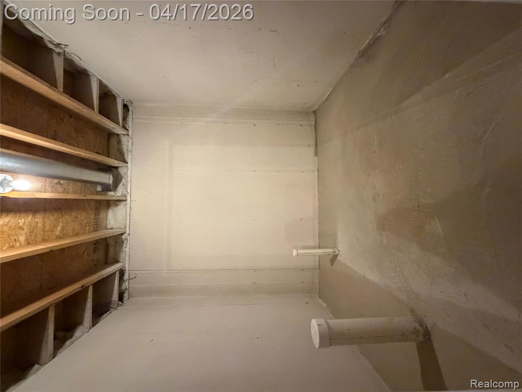 25499 Wyngate Court, Flat Rock, MI 48134 — Photo 28