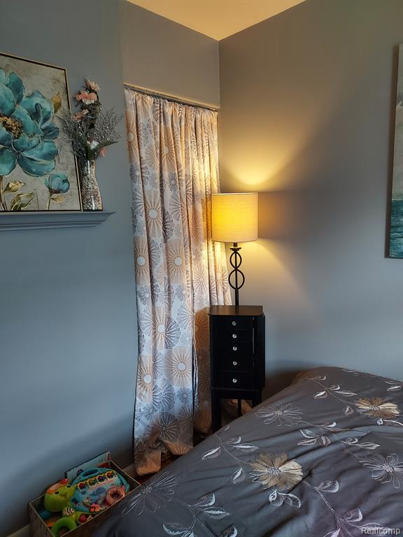 5667 LATHERS Street, Garden City, MI — Photo 9