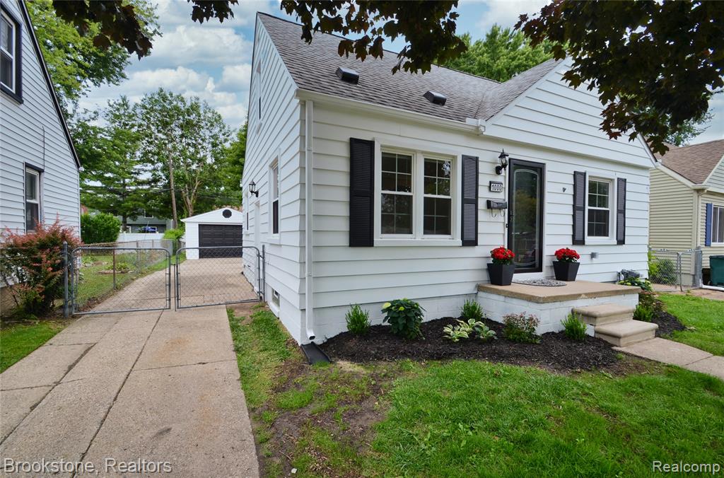 1000 S Campbell Road, Royal Oak, MI 48067 — Photo 2