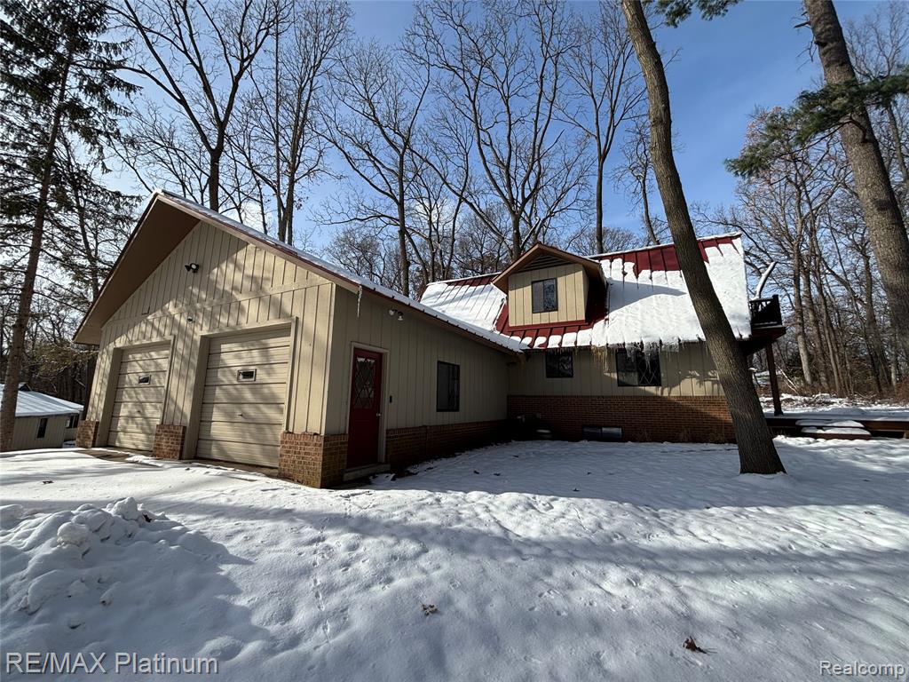 11095 HIBNER ROAD, Hartland, MI 48353 — Photo 45