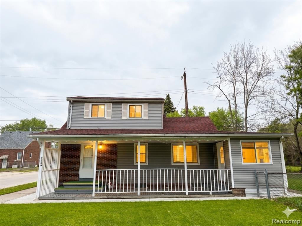 20870 Curie Avenue, Warren, MI 48091