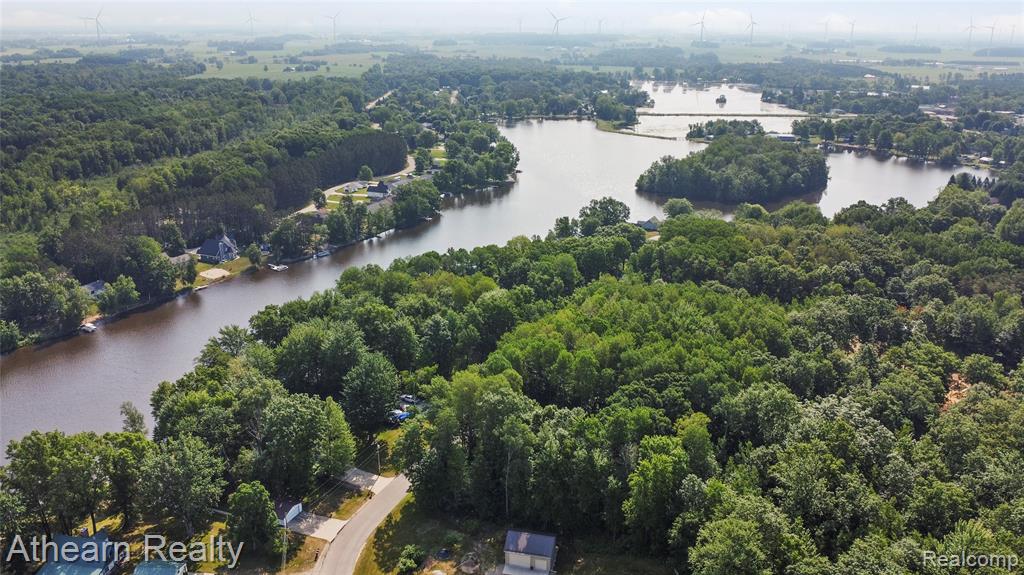6600 W Shore Drive, Weidman, MI 48893 — Photo 10
