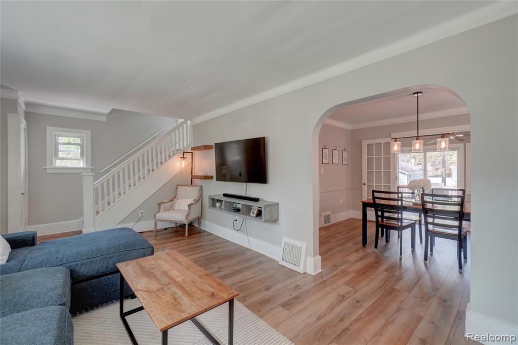 59 Wellesley Drive, Pleasant Ridge, MI — Photo 5