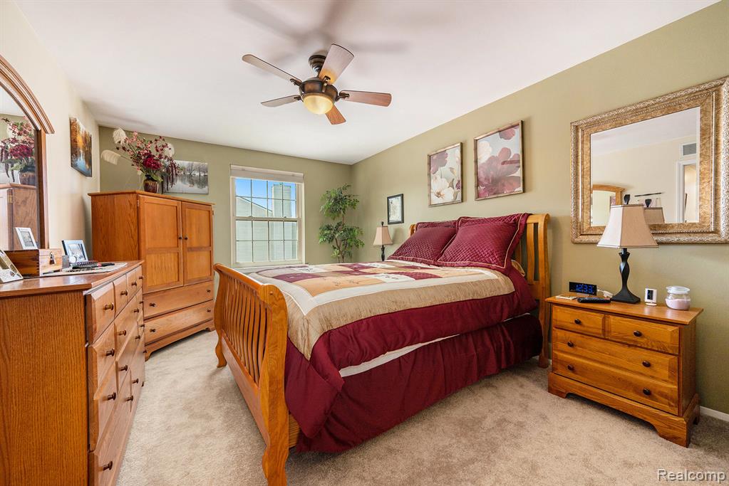 7668 Woodview Drive, Waterford, MI 48327 — Photo 10
