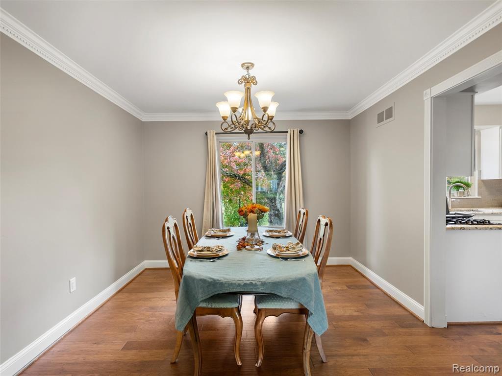864 Dressler Lane, Rochester Hills, MI 48307 — Photo 15