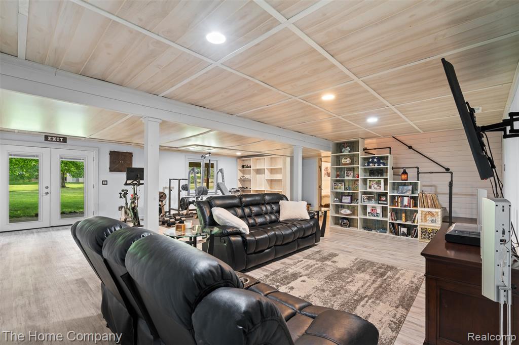 8320 Constitution Boulevard, Pinckney, MI 48169 — Photo 32