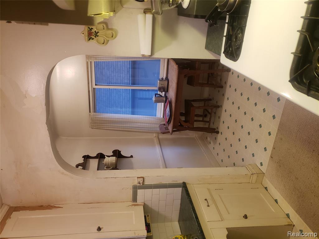 426 S Waverly Street S, Dearborn, MI 48124 — Photo 15