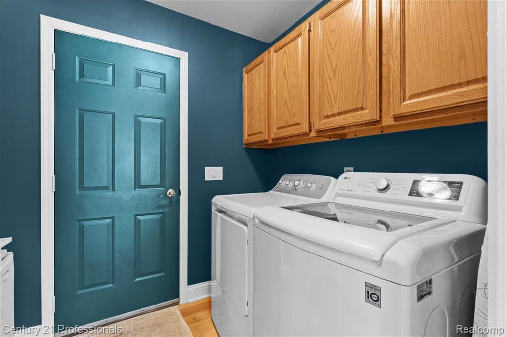 11413 Bancroft Court, Fenton, MI 48430 — Photo 37
