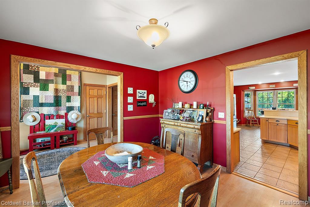 6099 SIMMONS Trail, North Branch, MI 48461 — Photo 12