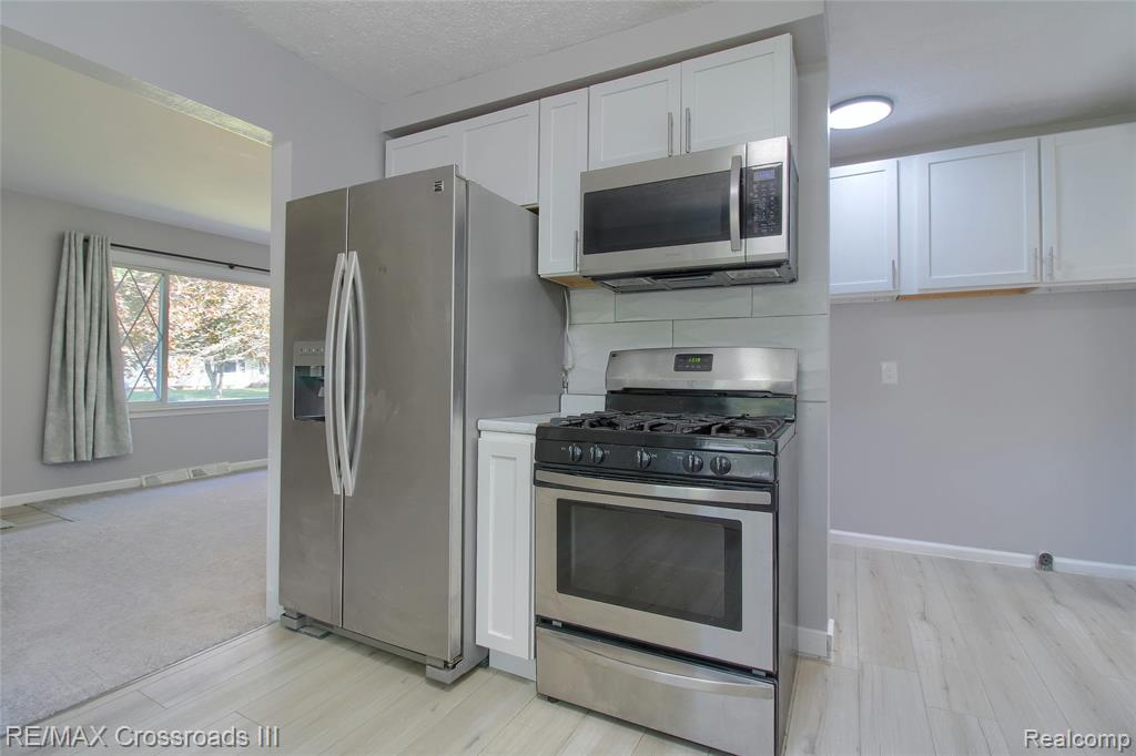 46083 Reed Street, Belleville, MI 48111 — Photo 9