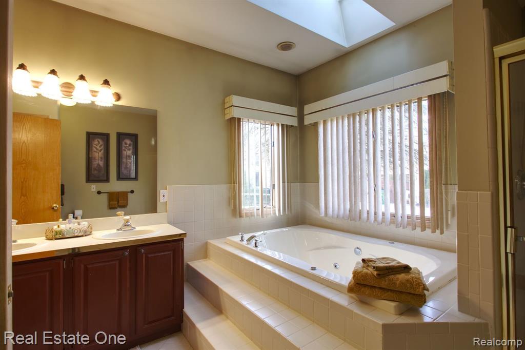 53150 ALYSSA, Shelby Twp, MI 48315 — Photo 21