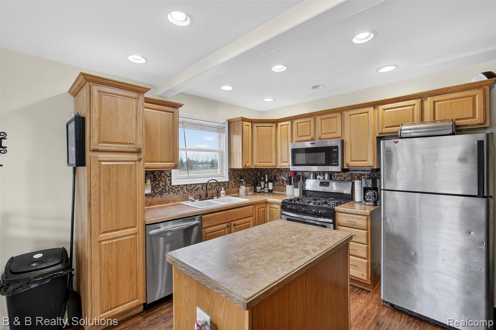 3919 Castle Road, North Branch, MI 48461 — Photo 12