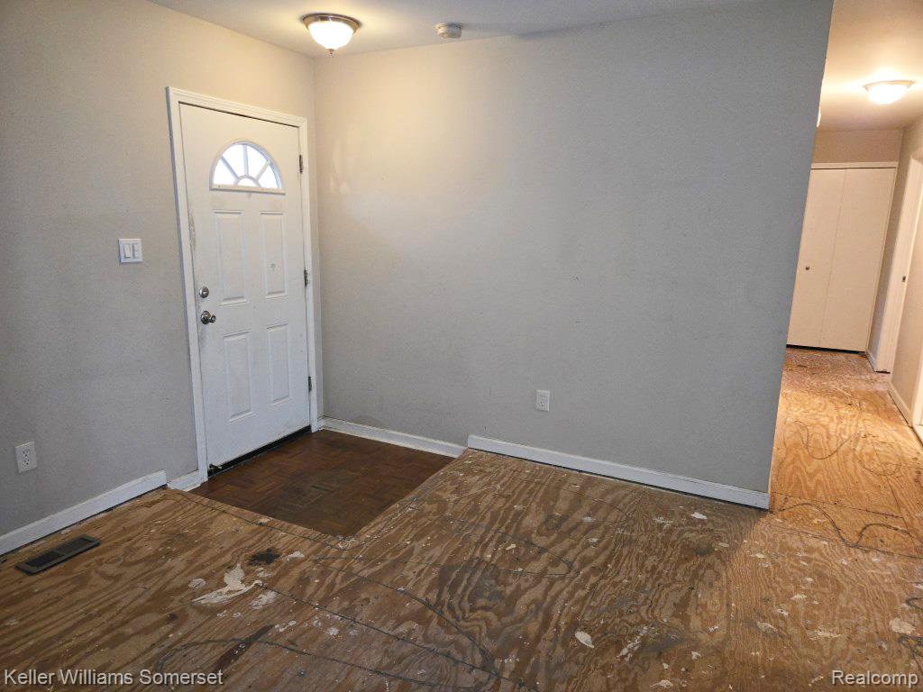 41314 Wessel Drive, Sterling Heights, MI 48313 — Photo 10