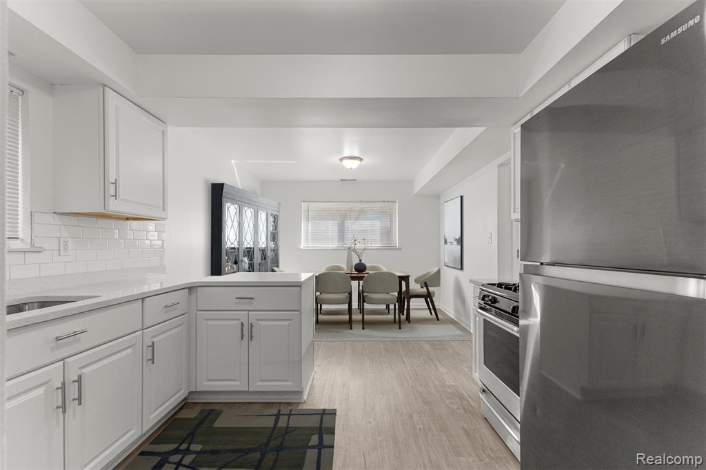 30022 White Street, Rockwood, MI — Photo 16