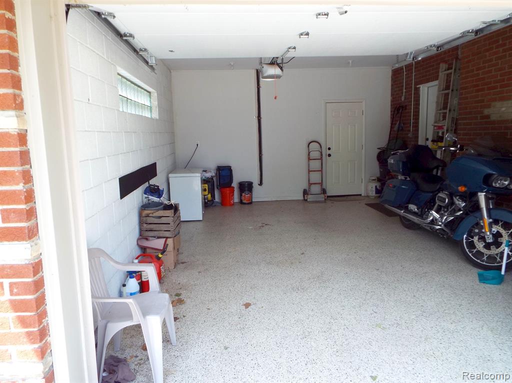 9996 Manor Avenue, Allen Park, MI 48101 — Photo 19