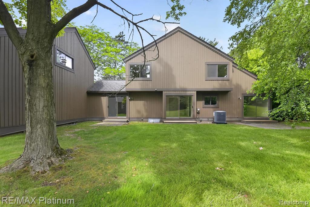 32 Haverhill Court, Ann Arbor, MI 48105 — Photo 40