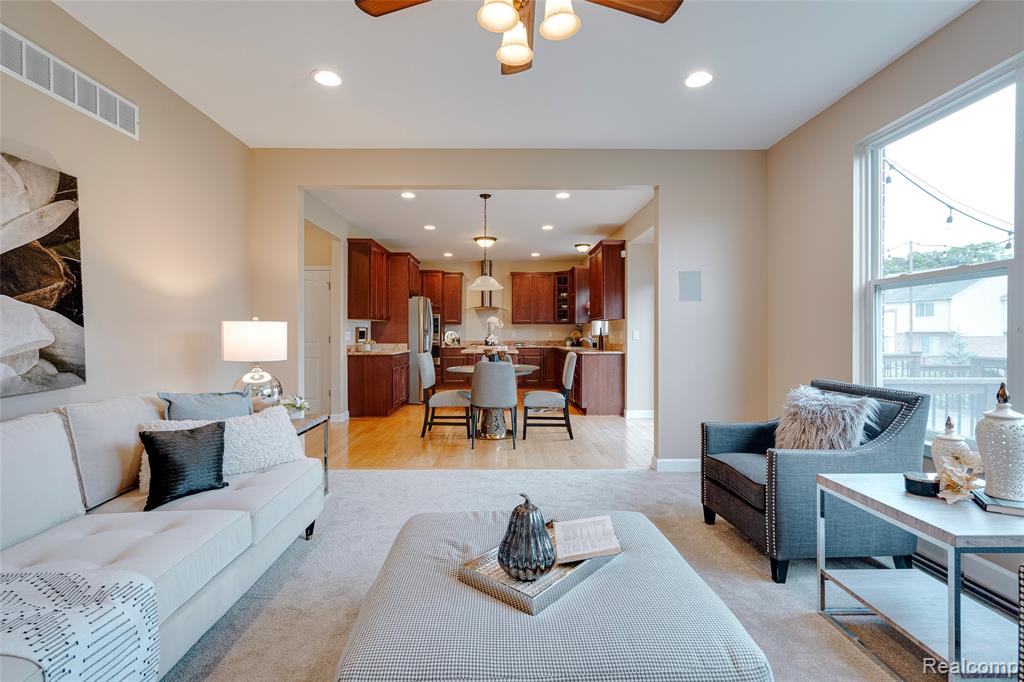 51921 Red Cedar ct, South Lyon, MI 48178 — Photo 37