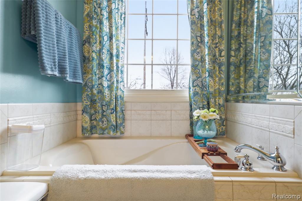6415 Wailea Court, Grand Blanc, MI 48439 — Photo 26
