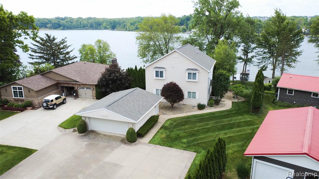 6081 Byram Lake Drive, Linden, MI 48451 — Photo 65