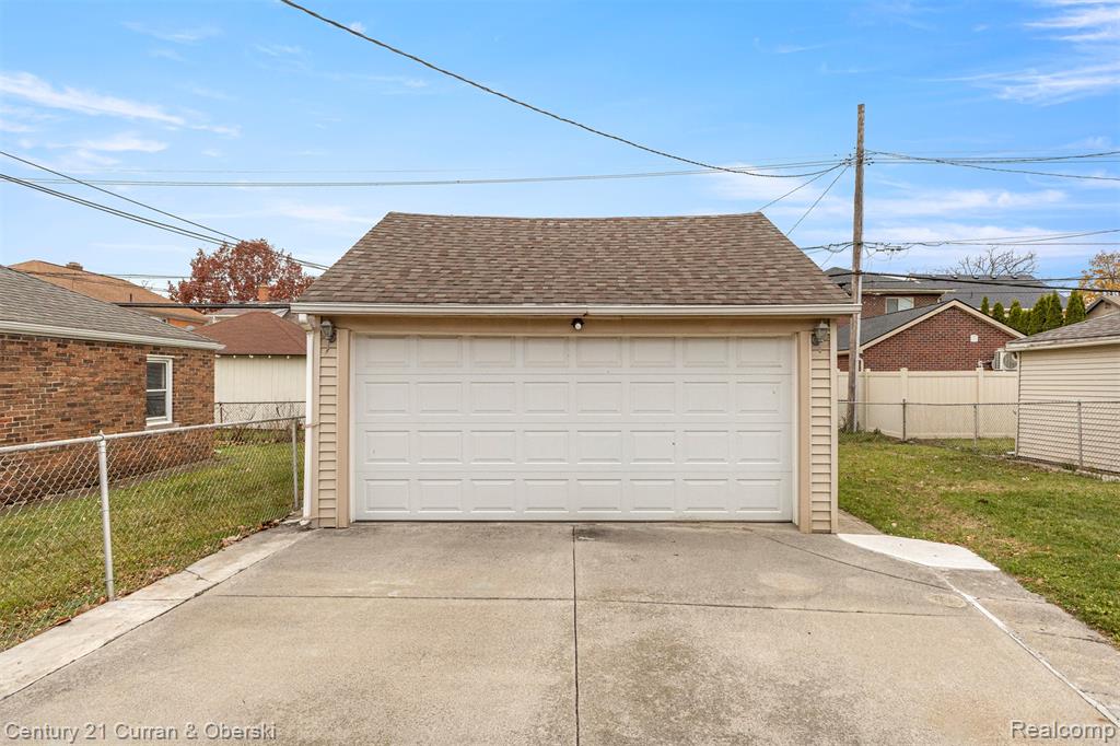 4875 Maple Street, Dearborn, MI 48126 — Photo 34