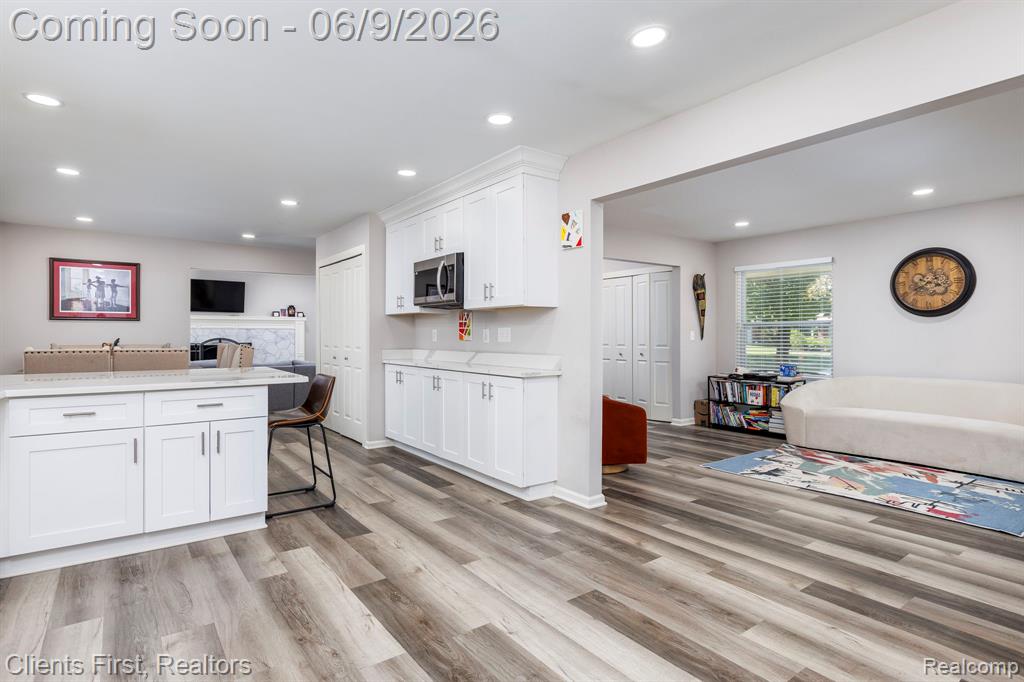 36515 Vicary Lane, Farmington, MI 48335 — Photo 10