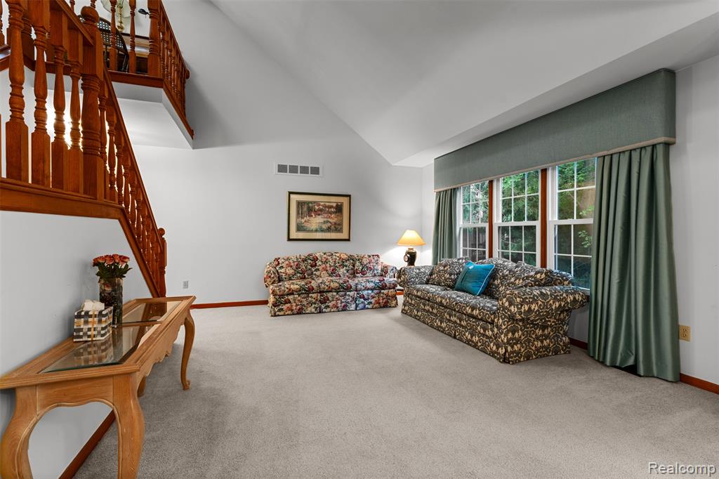 6859 Tangle Wood, Waterford, MI 48327 — Photo 9